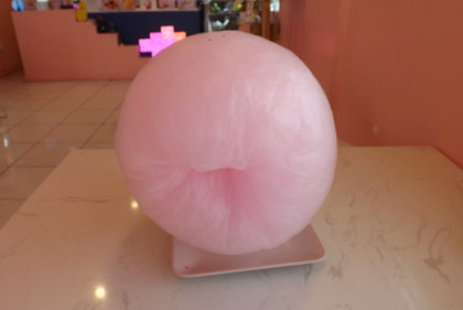 すいかパフェ、後ろから